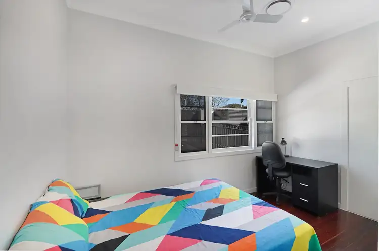 Room 2 - 223C Coopers Camp Rd, Ashgrove QLD 4060