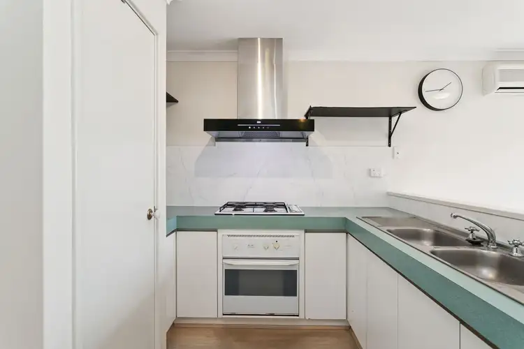 Fifth view of Homely villa listing, 1/157 Sevenoaks St, Cannington WA 6107