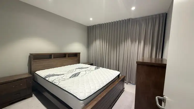 Fourth view of Homely house listing, 2/8 Trevillian Quay, Kingston ACT 2604