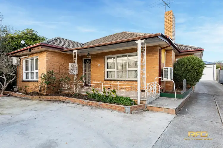 2 Boisdale Ave, Sunshine North VIC 3020