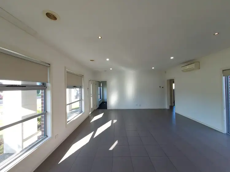Fourth view of Homely unit listing, 1/21 Lahy St, St Albans VIC 3021