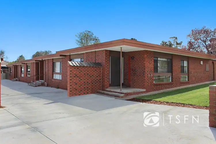 2/28 Yallambee Drive, Kennington VIC 3550