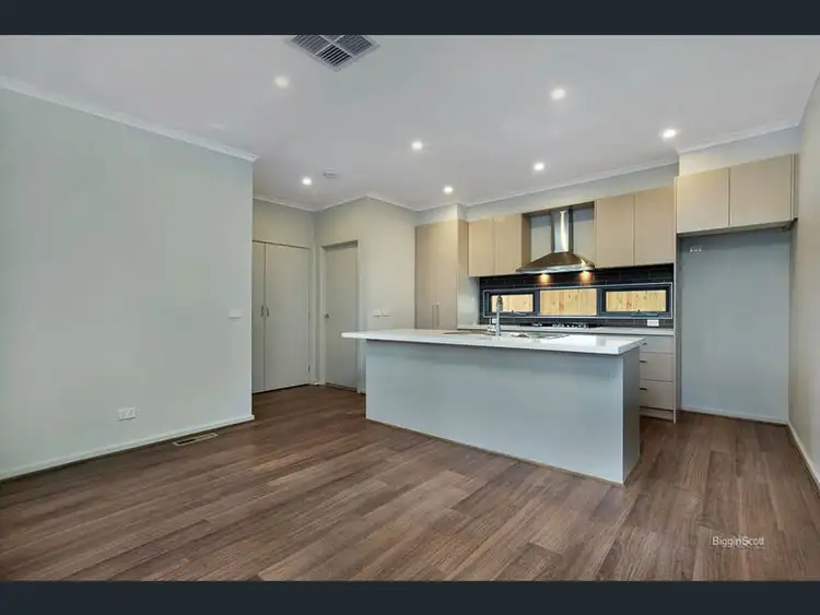 Second view of Homely townhouse listing, 1/40 Pine Cres, Boronia VIC 3155