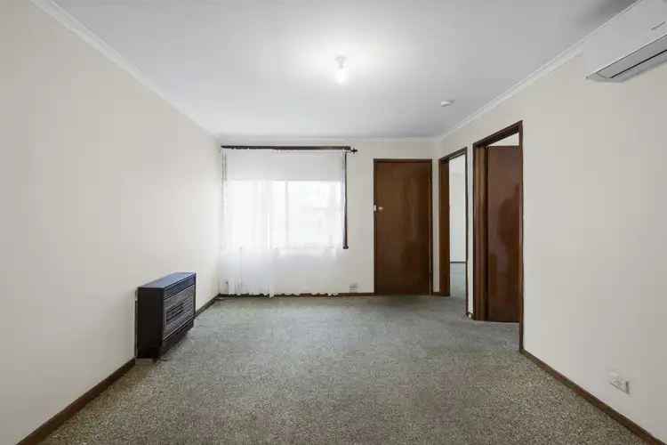 Second view of Homely unit listing, 1/8 Chisholm St, Soldiers Hill VIC 3350