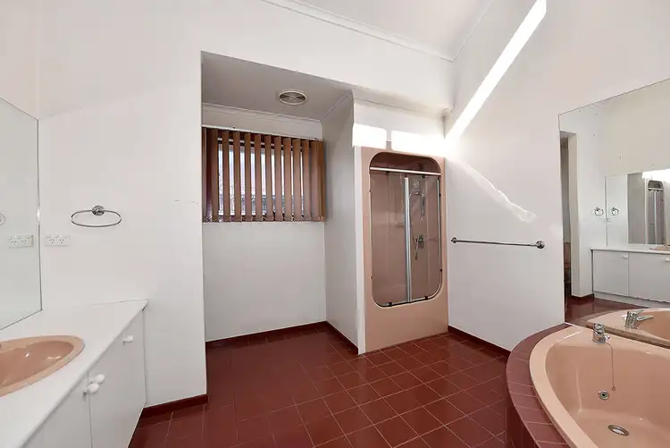 Fifth view of Homely house listing, 132 Rachelle Rd, Keilor East VIC 3033