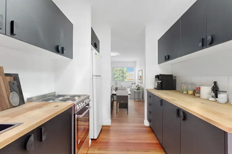 2/58 Wellington St, Coorparoo QLD 4151