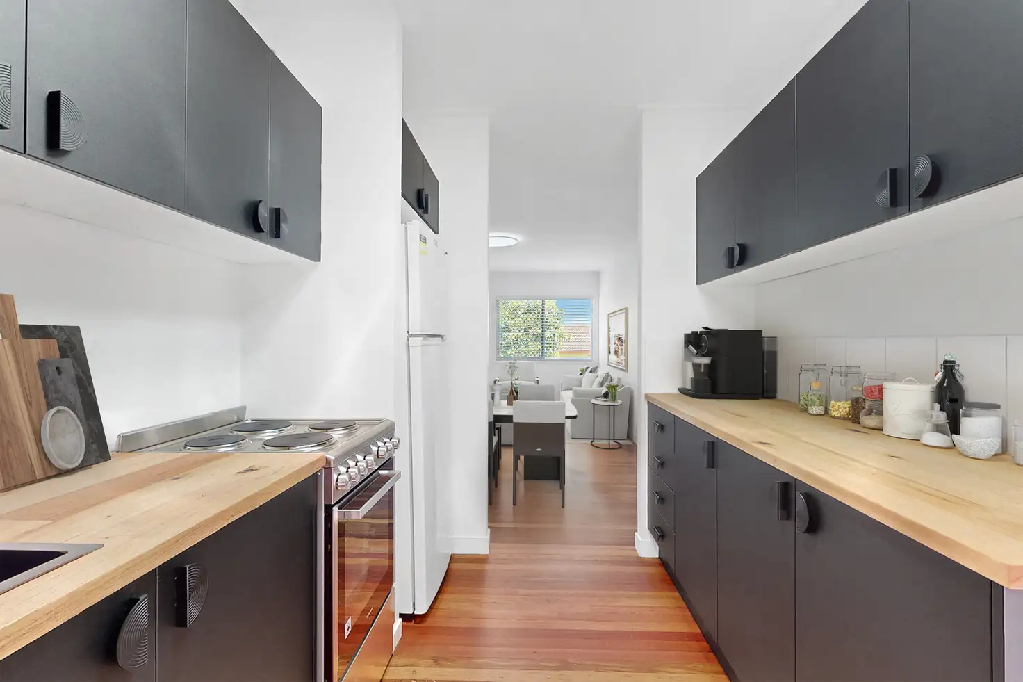 Main view of Homely unit listing, 2/58 Wellington St, Coorparoo QLD 4151