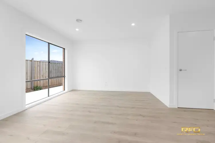 Fifth view of Homely house listing, 2 Carla Mews, Truganina VIC 3029