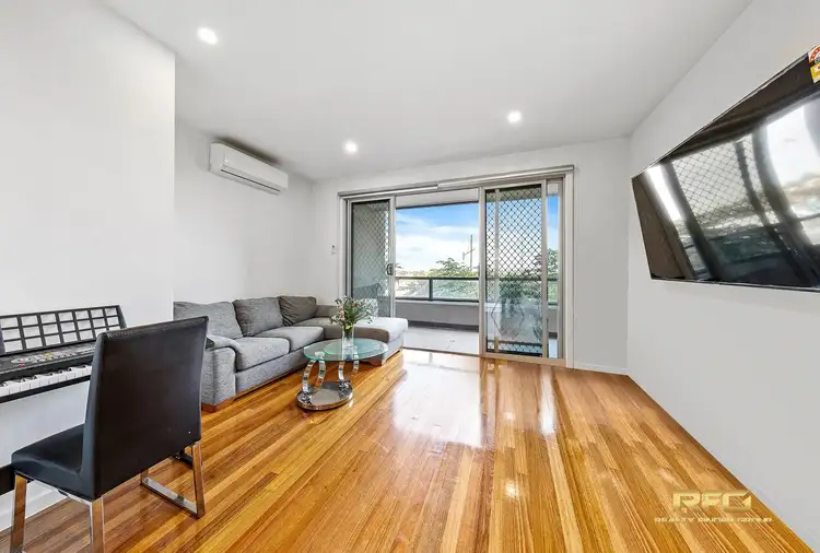 Fourth view of Homely unit listing, 233 Duke St, Sunshine North VIC 3020