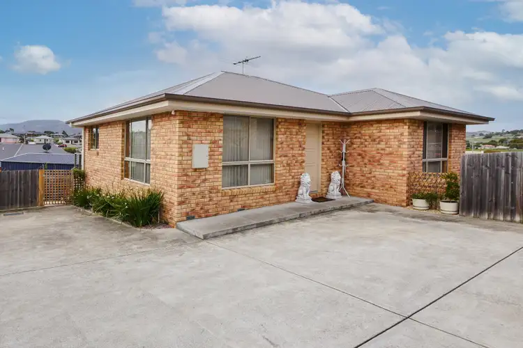 2/27 Melissa St, Brighton TAS 7030