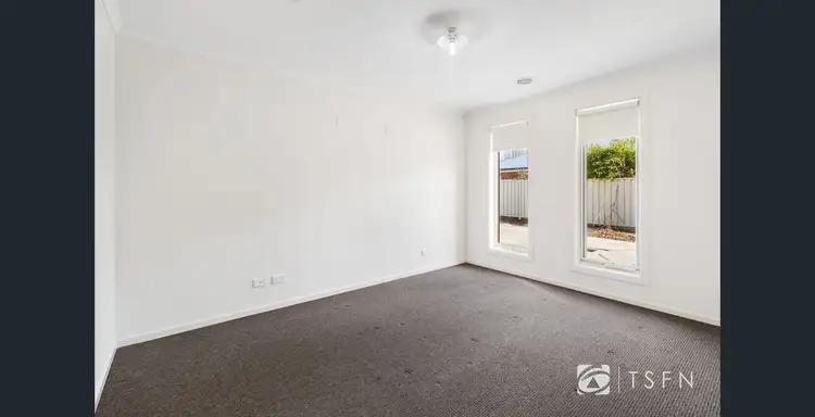 Fourth view of Homely unit listing, 1/6a Barnett Dr, Kangaroo Flat VIC 3555