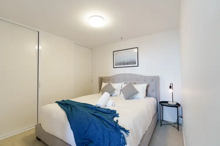 1 Ascot Vale Rd