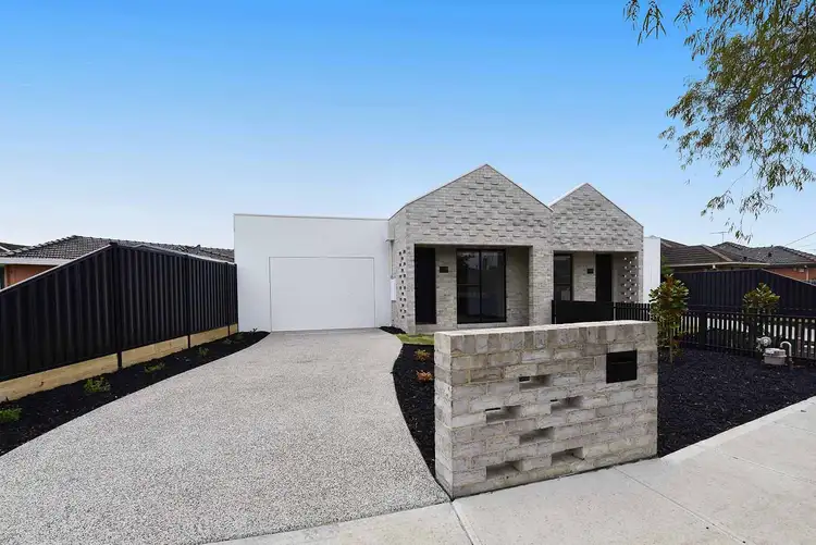 21 Hilbert Road, Airport West VIC 3042