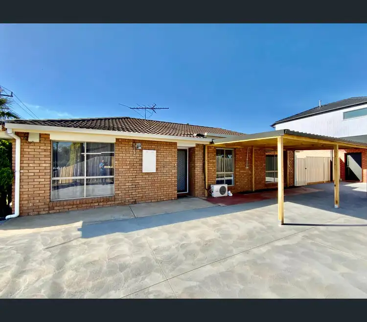 1/37 Silvereye Cres, Werribee VIC 3030
