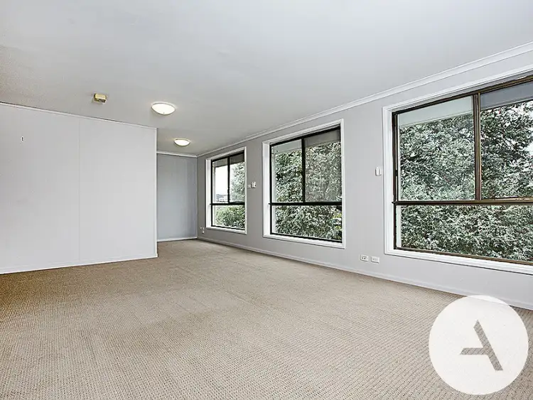 18 Glenorchy St, Lyons ACT 2606