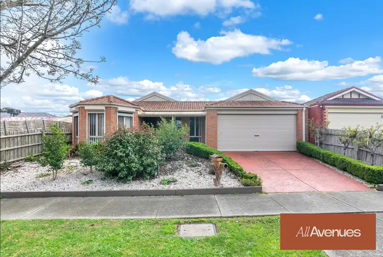 35 Chisholm Cres, Narre Warren South VIC 3805