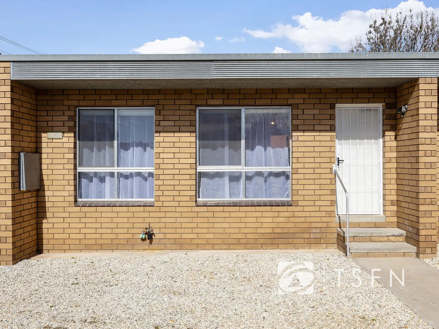 Main view of Homely unit listing, 1/24 Thomas St, Kangaroo Flat VIC 3555