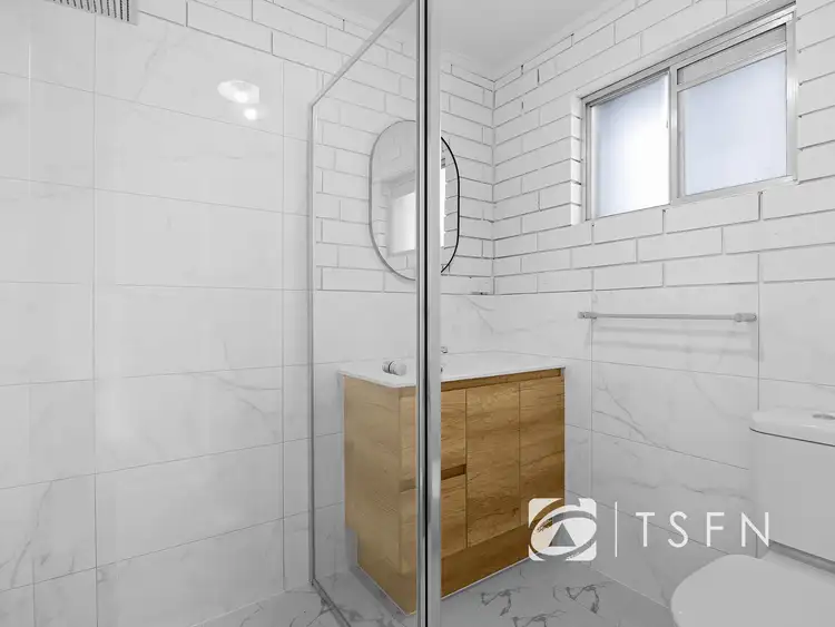 Fifth view of Homely unit listing, 1/24 Thomas St, Kangaroo Flat VIC 3555