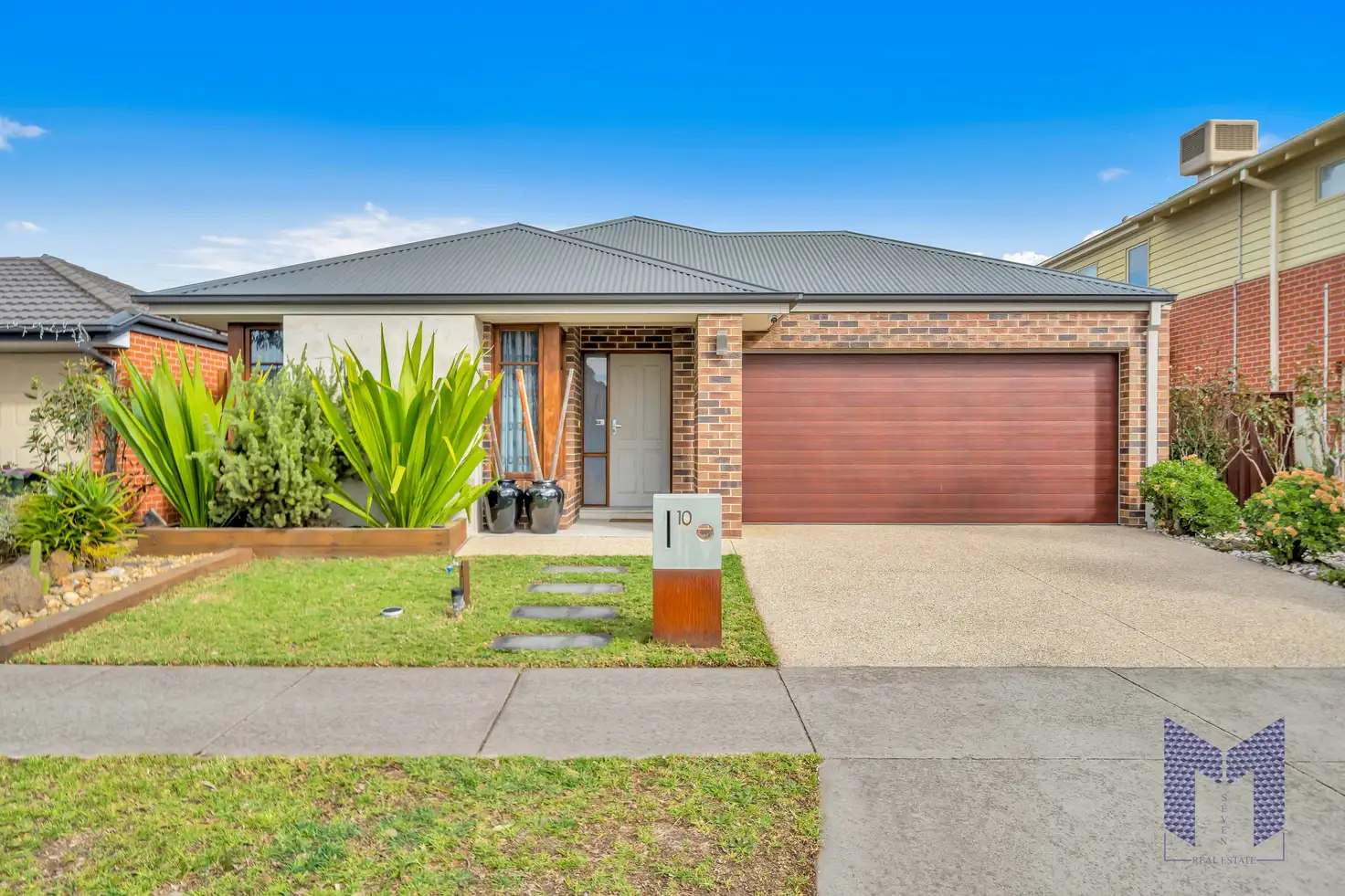 Main view of Homely house listing, 10 Mango Cres, Mernda VIC 3754