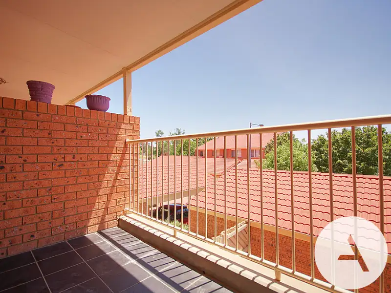 Main view of Homely unit listing, 15c/12 Albermarle Pl, Phillip ACT 2606