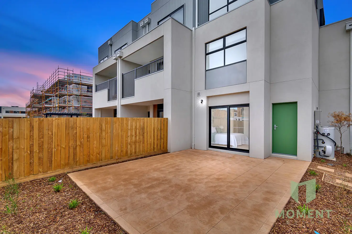 Main view of Homely townhouse listing, R1 11 Shoreline Cr, Carrum Downs VIC 3201