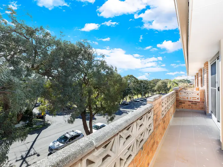7/80 Wyadra Avenue, Freshwater NSW 2096