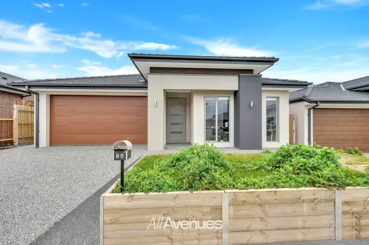 14 Marquess Cres, Clyde North VIC 3978