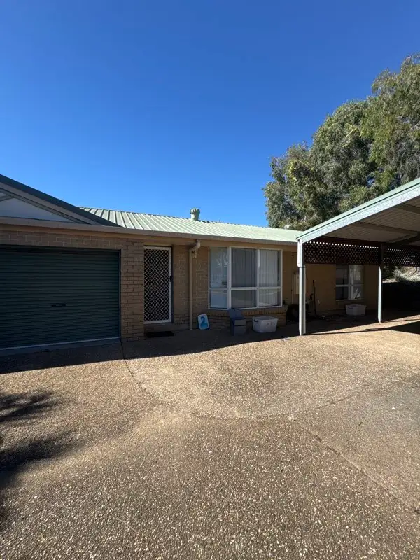 Main view of Homely semi-detached listing, 2/4 Dorset Close, New Auckland QLD 4680