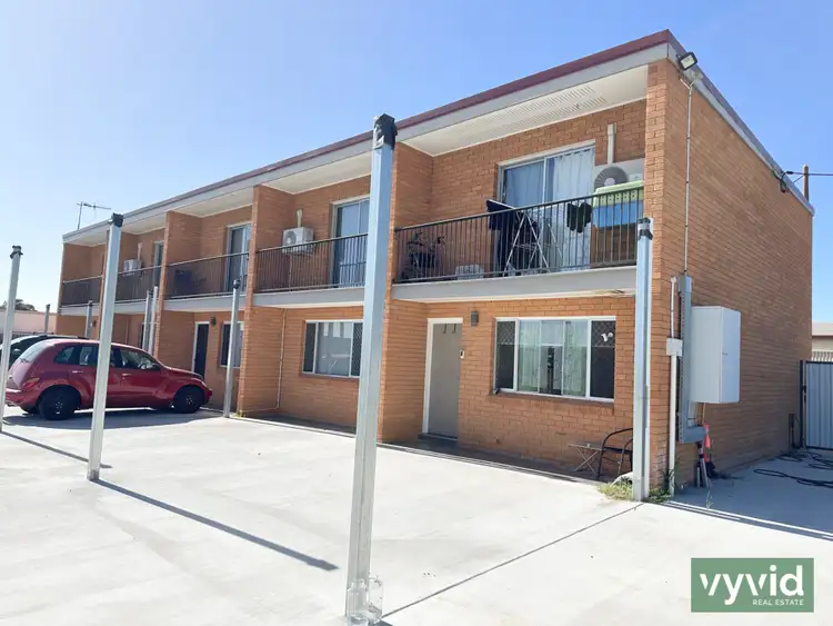 1/46 Off Ln, Gladstone Central QLD 4680