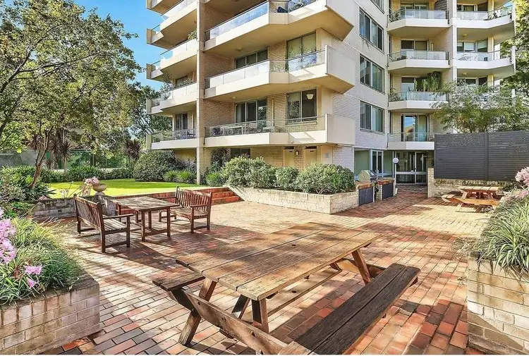 1/163 Willoughby Rd, Naremburn NSW 2065