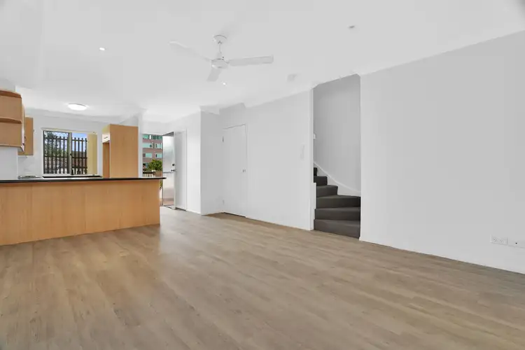 6/50 Macdonnell St, Toowong QLD 4066