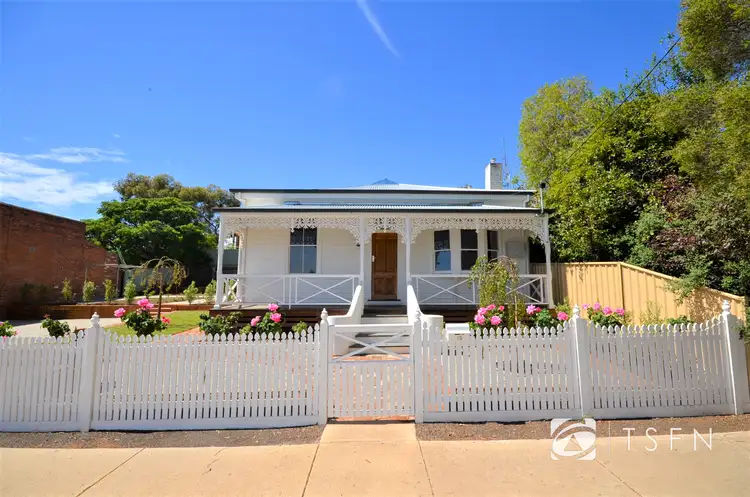 15 Horace Street