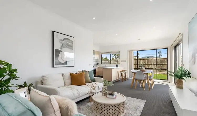 Fourth view of Homely house listing, 107 Jade Way, Hillside VIC 3037