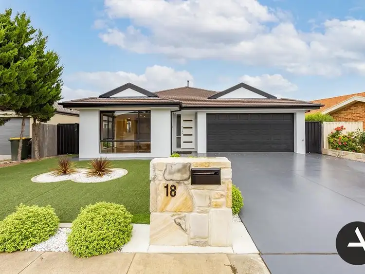 18 Kalianna Street, Harrison ACT 2914