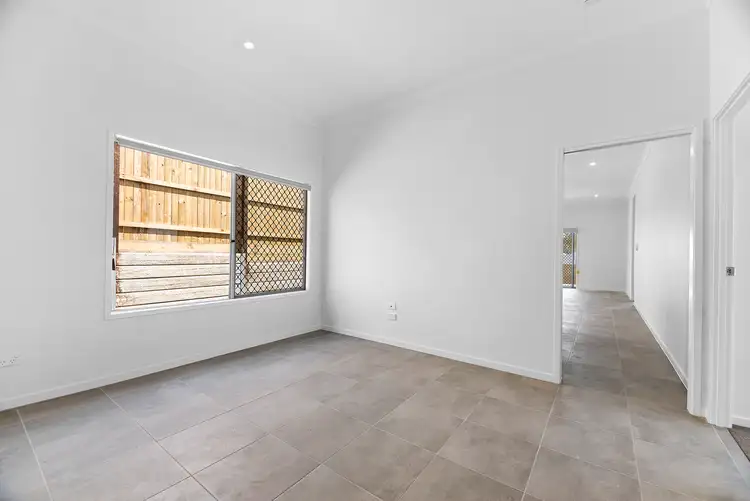 Fifth view of Homely house listing, 10 Fitzroy St, Holmview QLD 4207