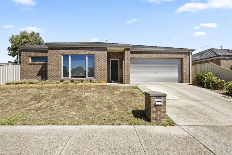 43 Ascot Gardens Drive, Delacombe VIC 3356