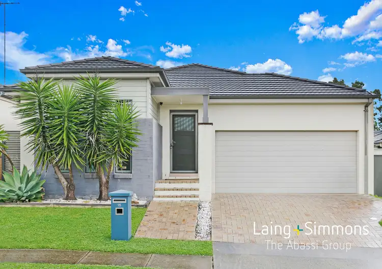 15 Maiden Street, Ropes Crossing NSW 2760