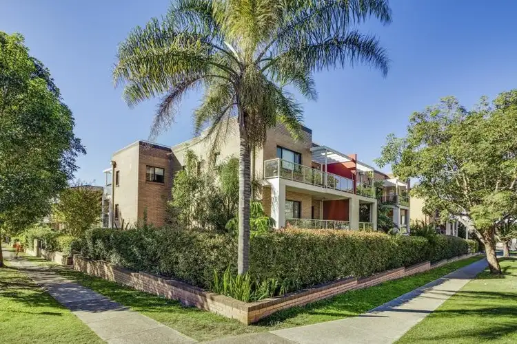 26/2-10 Hawkesbury Avenue, Dee Why NSW 2099