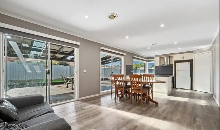 4 John Batman Dr, Melton West VIC 3337