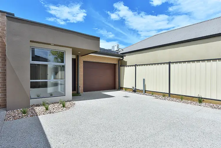 3/90 Clydesdale Road, Airport West VIC 3042