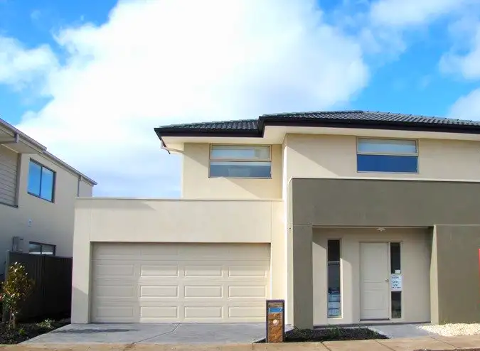 Main view of Homely house listing, 8 Accolade Dr, Craigieburn VIC 3064