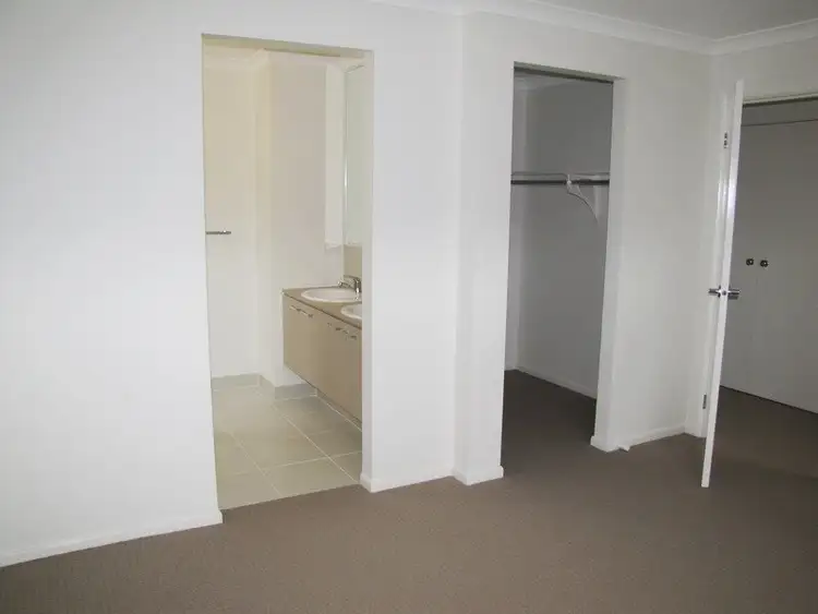 Second view of Homely house listing, 8 Accolade Dr, Craigieburn VIC 3064