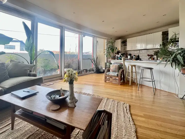 2/555 Gilbert Rd, Preston VIC 3072