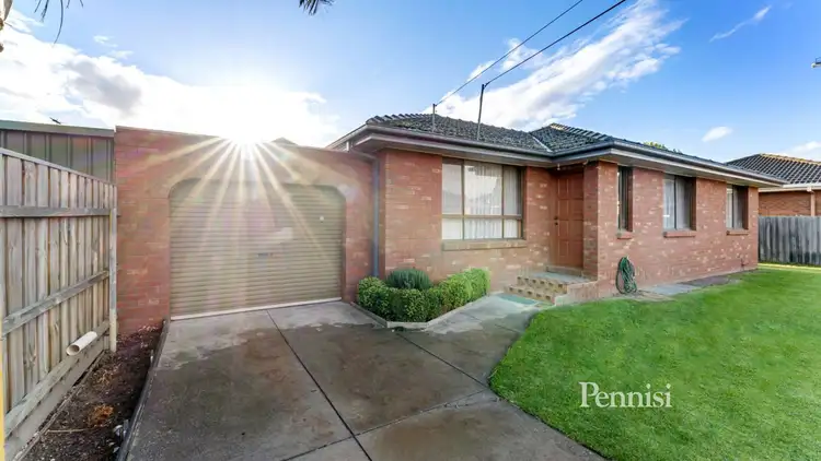 Main view of Homely unit listing, 2/9 Graves Street, Essendon VIC 3040