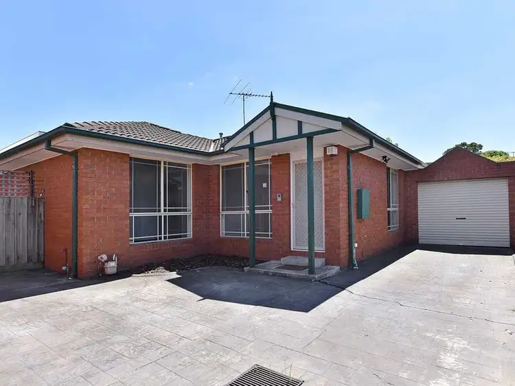 3/32 Bulla Road, Strathmore VIC 3041