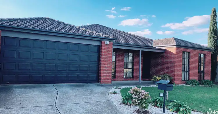 23 Inverloch Dr, Point Cook VIC 3030