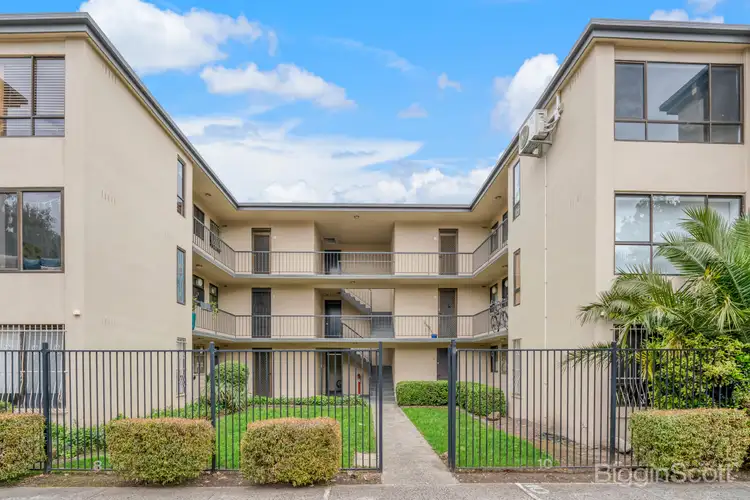 10/8 Newstead Street, Maribyrnong VIC 3032