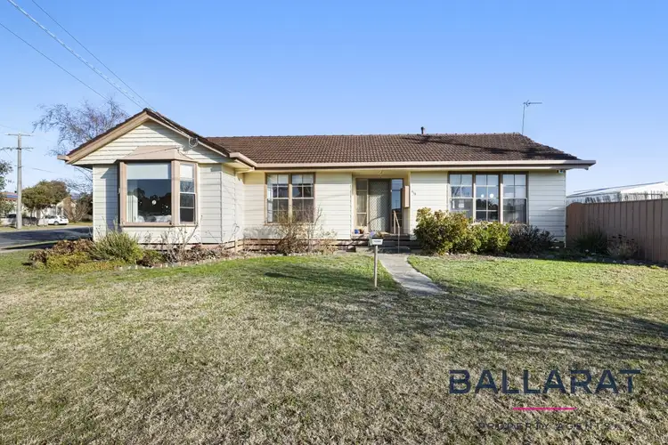 414 Joseph St, Canadian VIC 3350