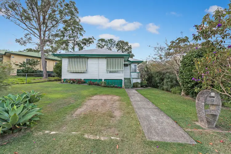 2 Fry St, Holland Park QLD 4121