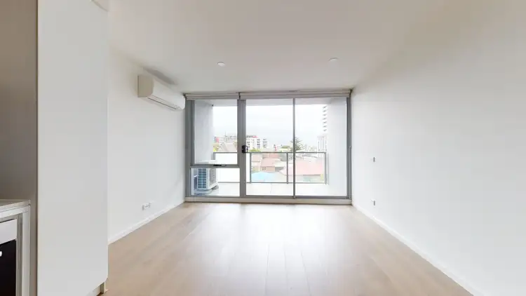 1-11 Moreland Street